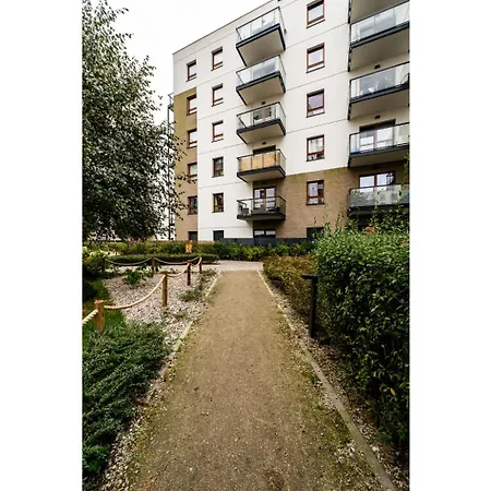 Oasis - 2,4 Km To Baltic Sea & 3 Km To Polsat Arena Apartment