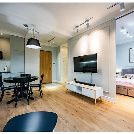 Oasis - 2,4 Km To Baltic Sea & 3 Km To Polsat Arena Διαμέρισμα