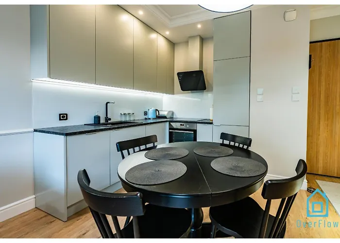 Oasis - 2,4 Km To Baltic Sea & 3 Km To Polsat Arena Apartament *